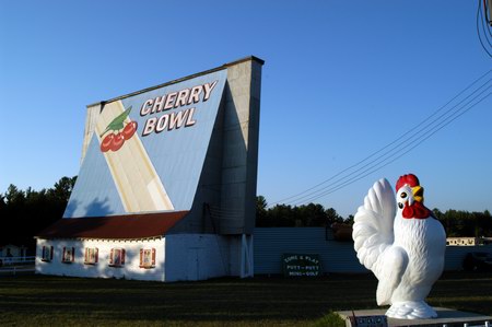 Cherry Bowl Drive-In Theatre - SCREEN AND CHICKEN